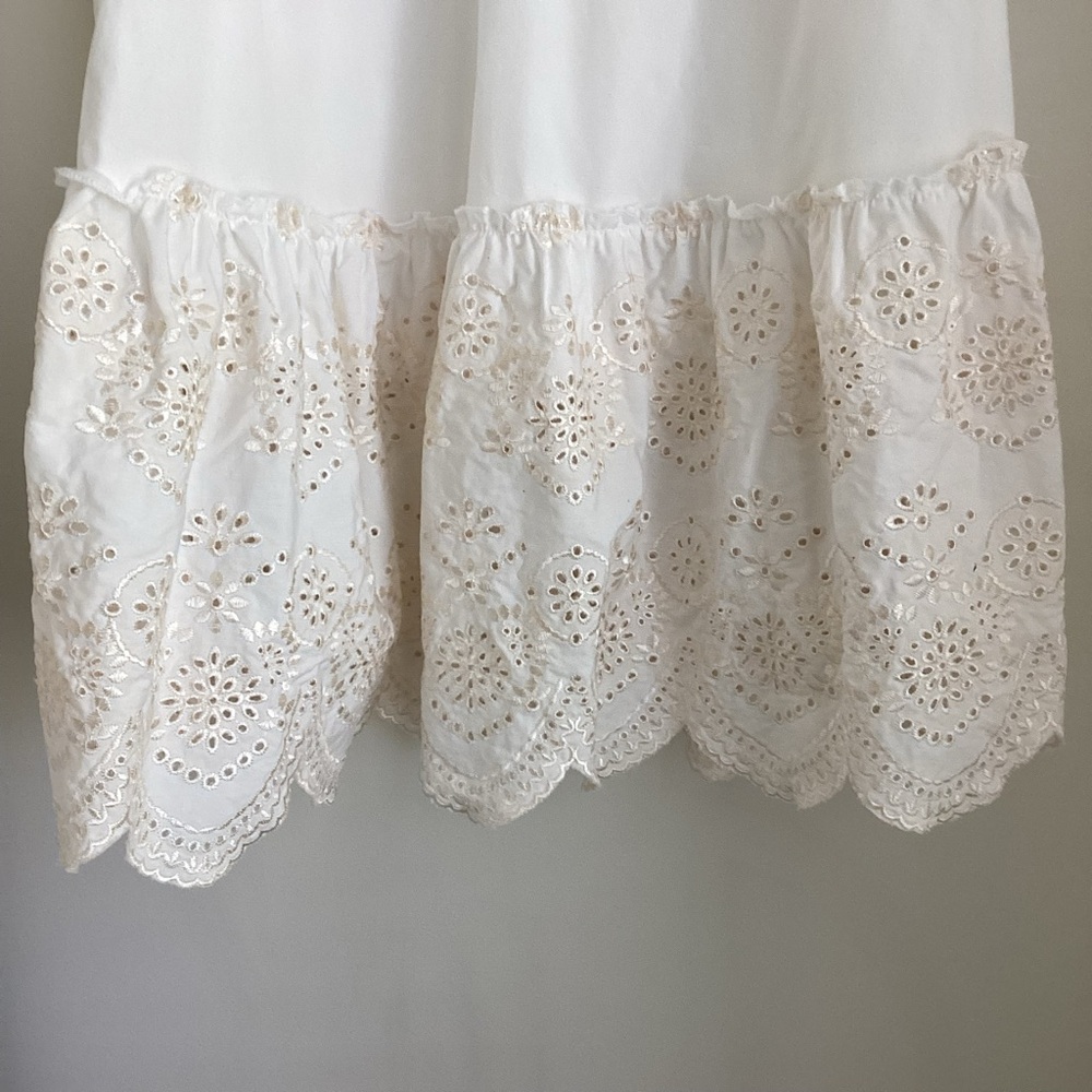 Moon River Dress Womens 
Medium Ivory Embroidered Eyelet Puff Sleeves Feminine - Picture 2 of 14